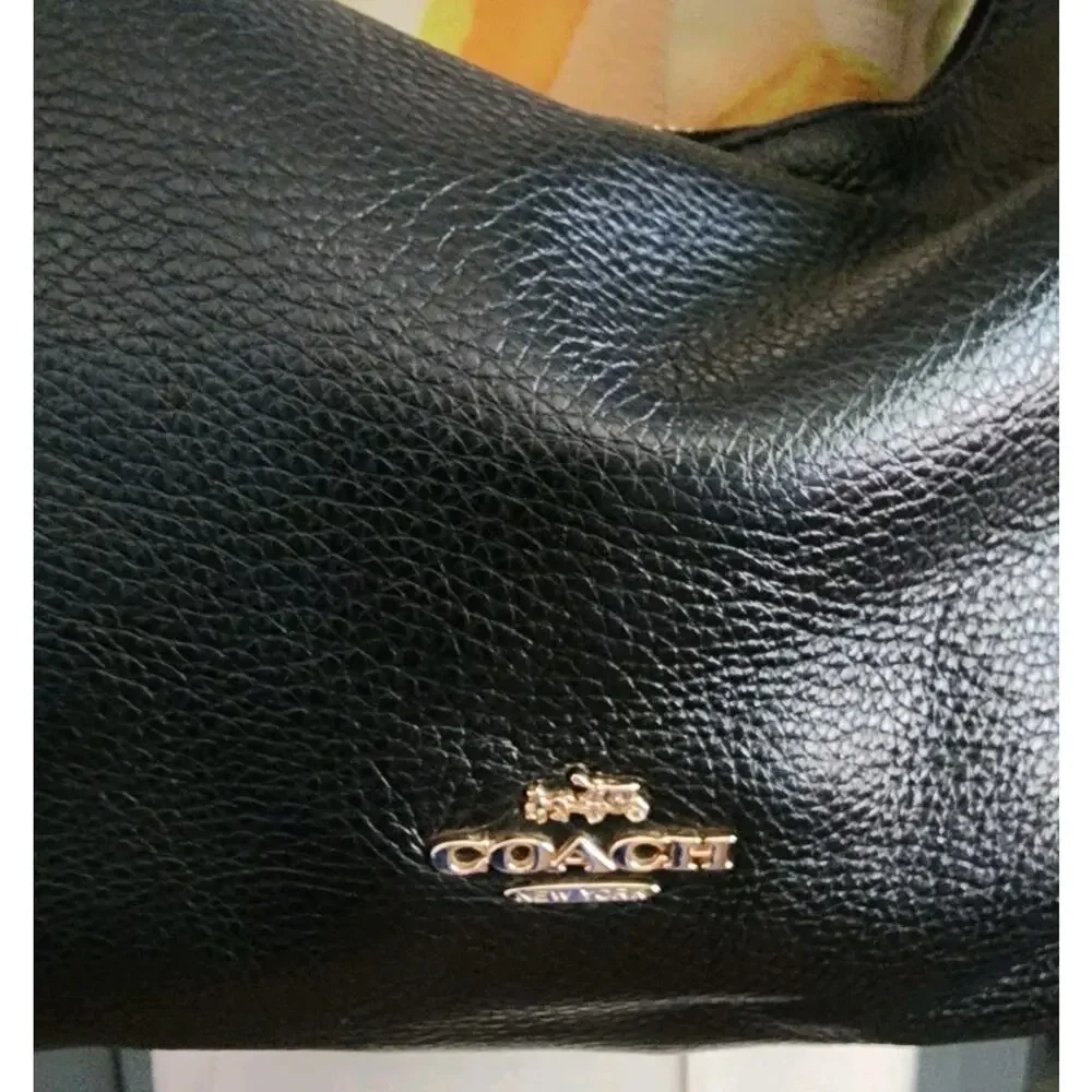 Coach East/West Black Celeste Hobo Shoulder Pebbled Leather Bag W/ Hang Tag